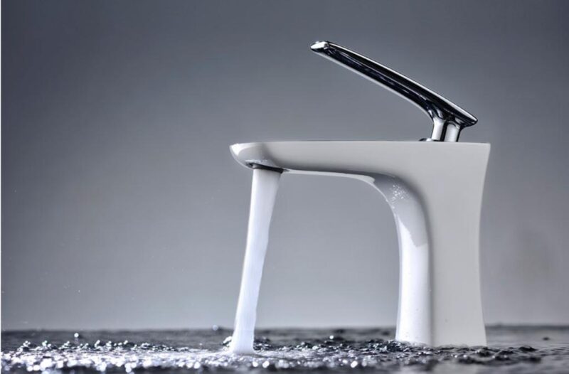 CHROME WHITE BASIN MIXER